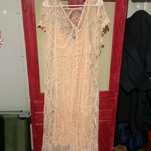 Long blush pink torrid dress! Size 4